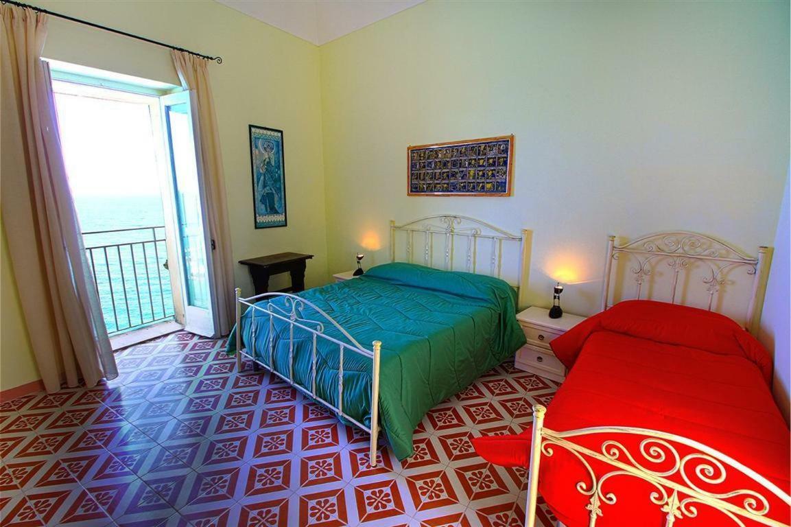 Isola Bella Sea-View Apartment Tropea Exterior photo