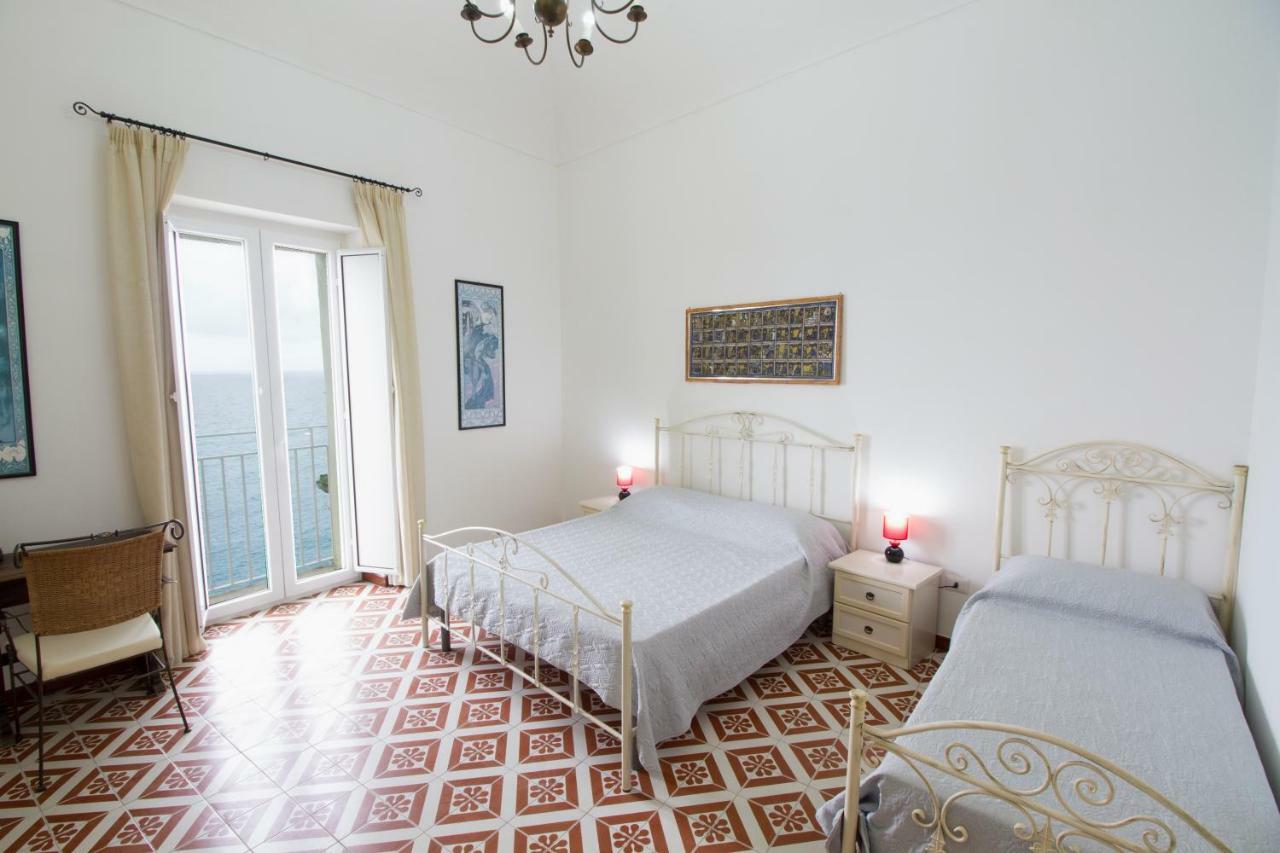 Isola Bella Sea-View Apartment Tropea Exterior photo