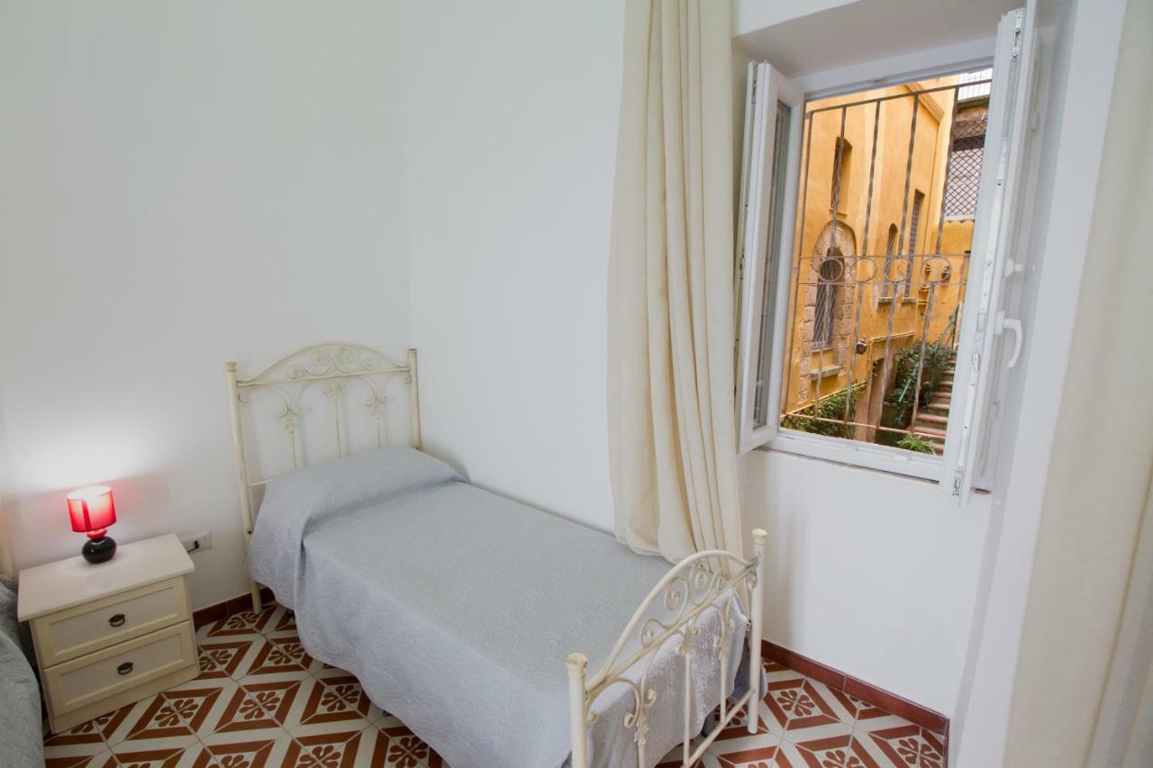 Isola Bella Sea-View Apartment Tropea Exterior photo